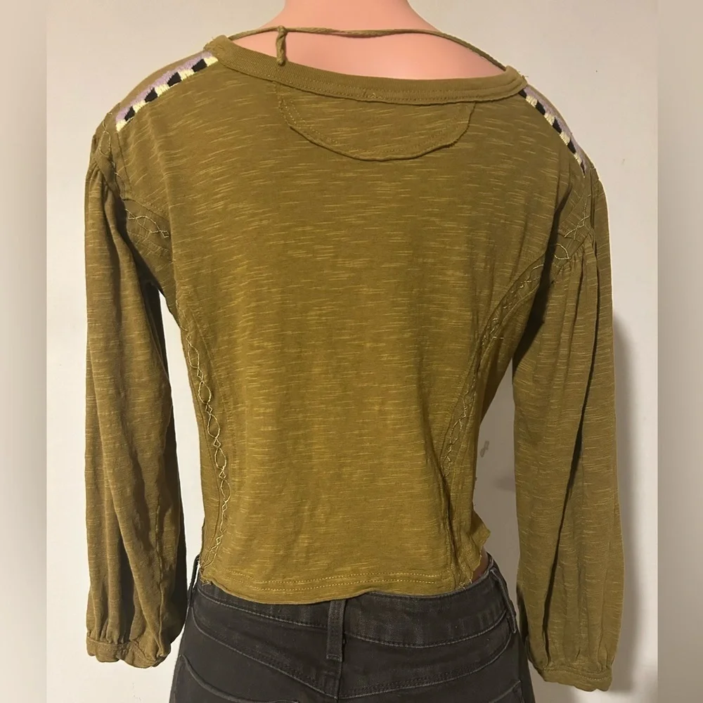 Free People Boho Moss Green Top Long Sleeve Embroidered Size XS